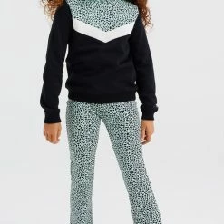 WE Fashion Meisjes Flared Legging Met Dessin - Maat 122 8 WE Fashion Meisjes Flared Legging Met Dessin - Maat 122 -JACK & JONES JUNIOR winkel 508x840 3