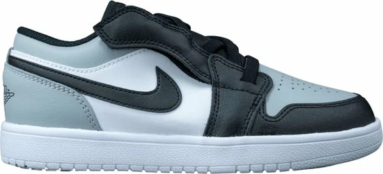 Nike Air Jordan 1 Low Wit / Grijs / Zwart - Sneakers - BQ6066-052 - Maat 33.5 15 Nike Air Jordan 1 Low Wit / Grijs / Zwart - Sneakers - BQ6066-052 - Maat 33.5 - Afbeelding 13