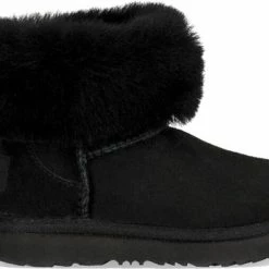 UGG Classic II Meisjes Laarzen - Black - Maat 25 21 UGG Classic II Meisjes Laarzen - Black - Maat 25 -JACK & JONES JUNIOR winkel 550x392