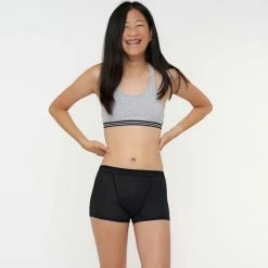 Moodies Period Undies Moodies Undies - Menstruatie Ondergoed (young) - Bamboe Boyshort - Heavy/overnight Kruisje - Zwart - Maat 164/170 (S)