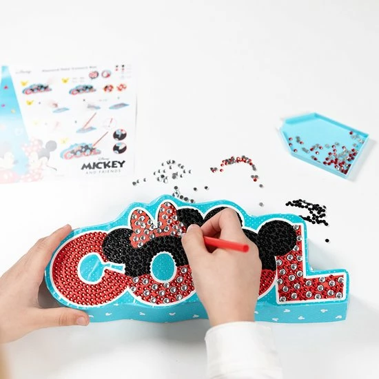Totum Disney Classics Mickey - Diamond Paint Knutselen - COOL Unisex Sieradendoos, Opbergdoos 30 Cm- Home Deco - Incl. 800 Strass Steentjes - Cadeau Tip Sinterklaas 10 Totum Disney Classics Mickey - Diamond Paint Knutselen - COOL Unisex Sieradendoos, Opbergdoos 30 Cm- Home Deco - Incl. 800 Strass Steentjes - Cadeau Tip Sinterklaas - Afbeelding 8
