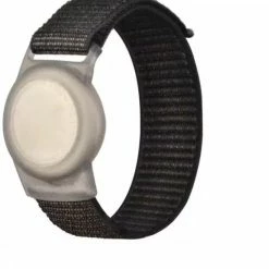 Consumerce® Premium Armband Geschikt Voor Apple AirTag Voor Kinderen Met Klittenband Sluiting | AirTag-sleutelhanger Hoesje Kind | Polsband GPS Horloge Kind | Tracker Houder Armband | Trackers Band | Kinder Horloge | Peuter | GPS Horloge Senioren -JACK & JONES JUNIOR winkel 550x592 1